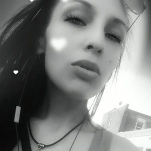 Meet your Posher, Cassandra